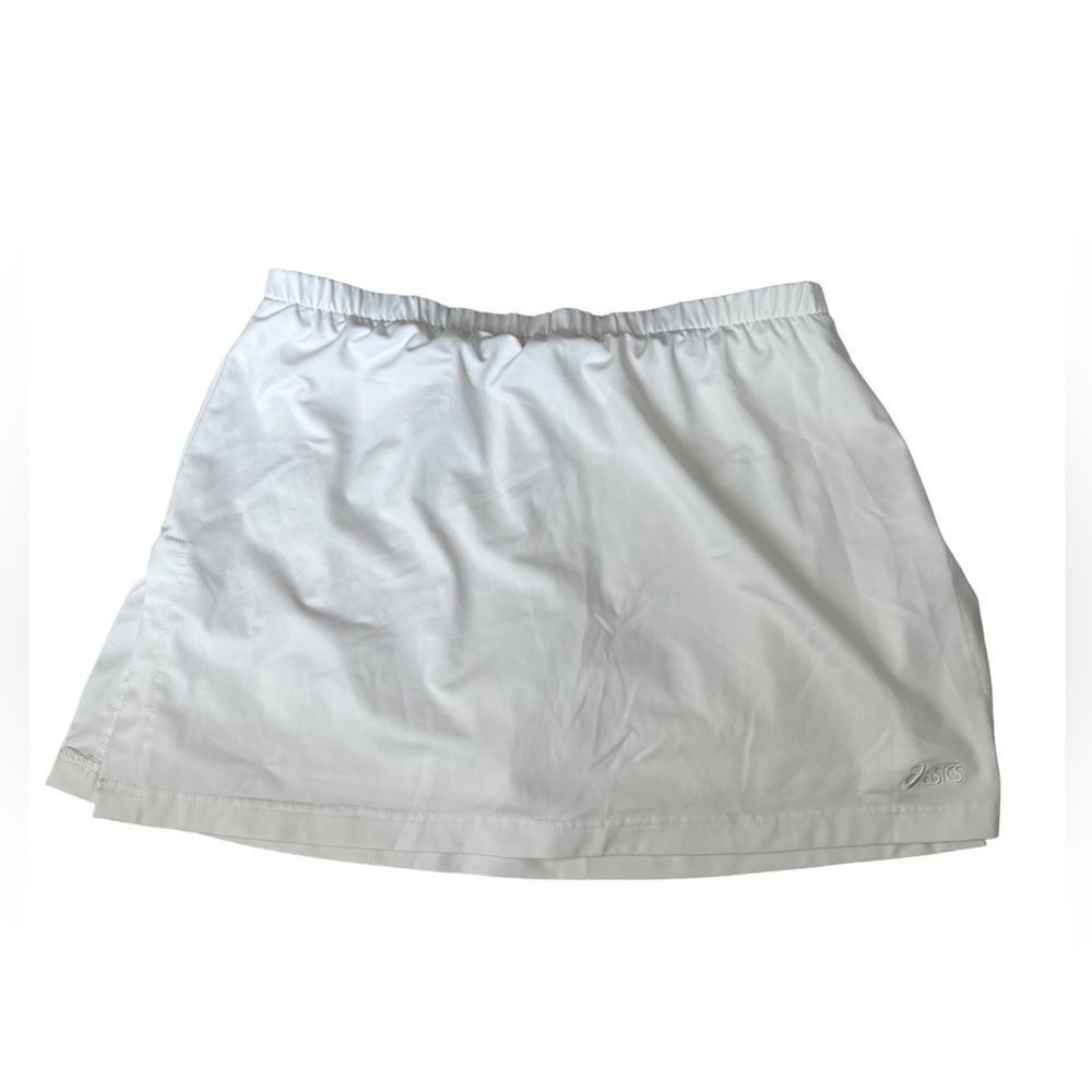 New ASICS white tennis/ pickleball  skirt.